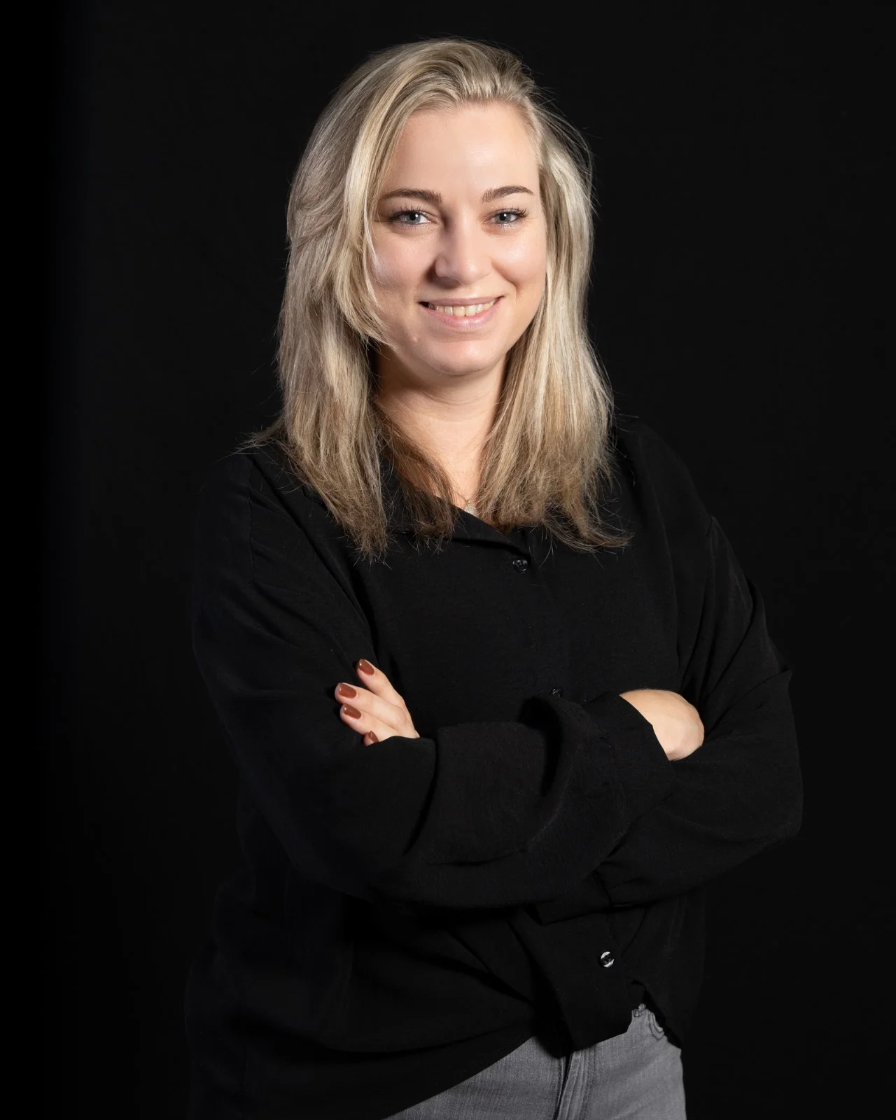 Cindy, Administratief medewerker